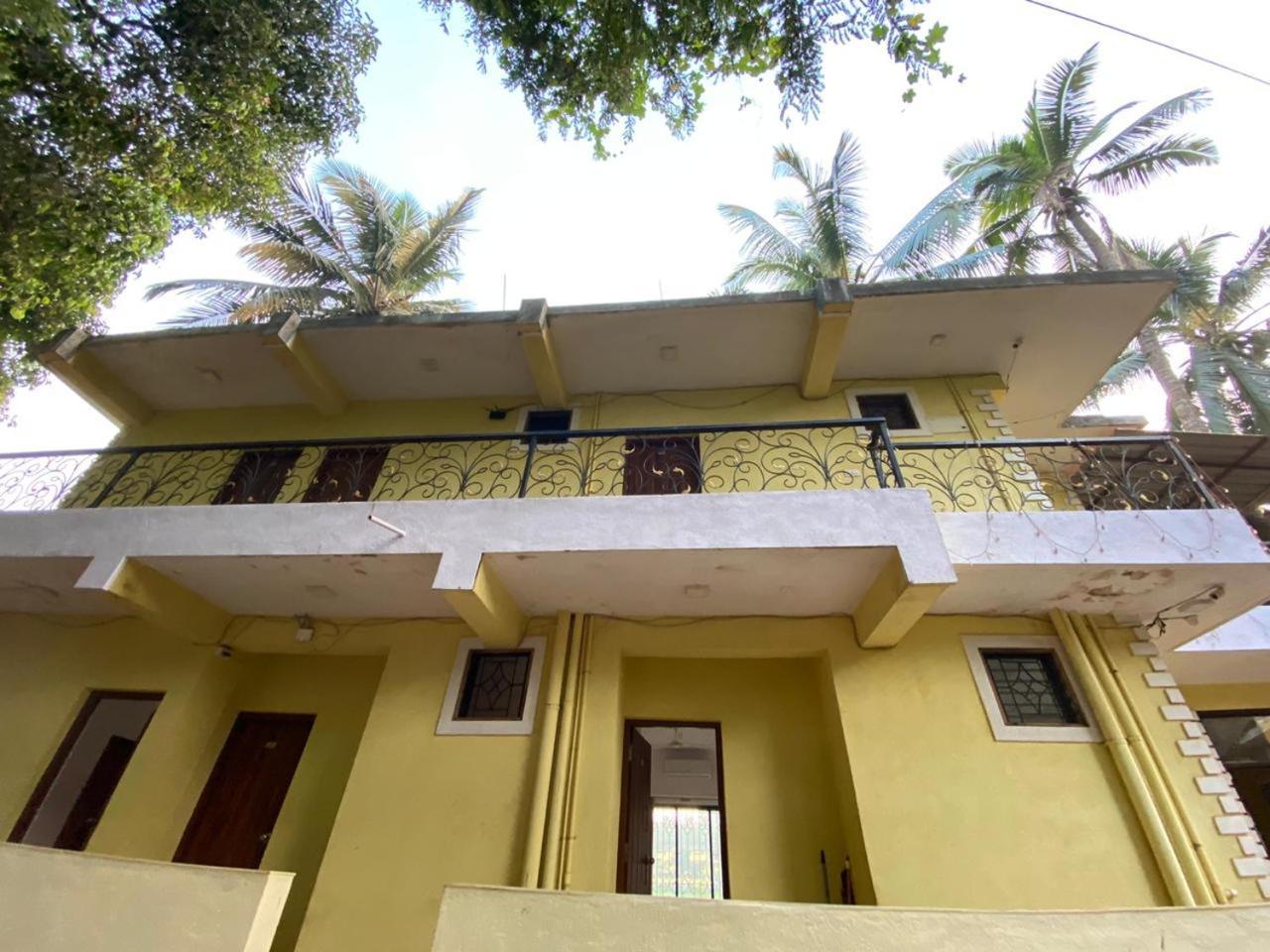 Green Field View Hotel Candolim Exterior photo
